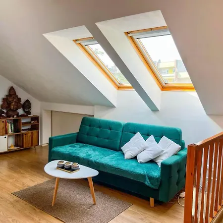 Apartment Pilot Otto Smik